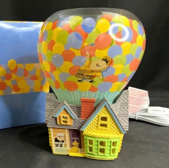 SOLD Disney Pixar Up SCENTSY Warmer New in Box - Picture 3 of 7